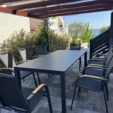 Вилла Santolina *